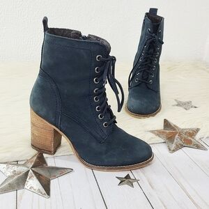 Steve Madden Lauuren blue nubuck lace up granny boots size 6